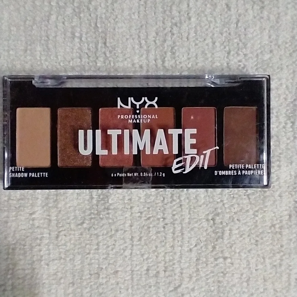 Nyx ultimate edit eye shadow palette